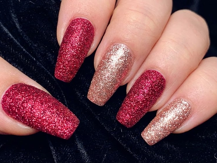 15+ Stunning Valentine’s Day Nail Designs to Fall in Love With (2026 Edition)