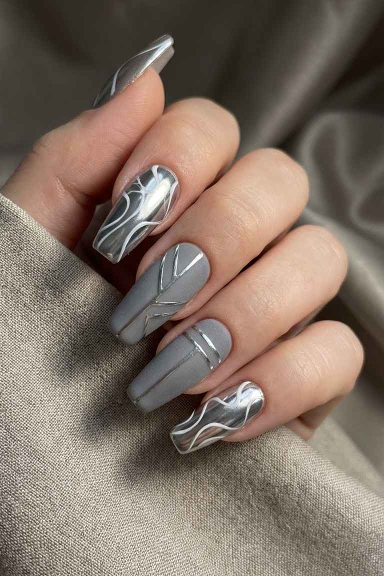 30 Elegant Chrome and Silver Nail Designs That Whisper Luxury 8 30 Elegant Chrome and Silver Nail Designs That Whisper Luxury