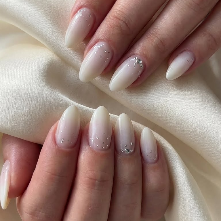 50+ Valentine’s Nail Designs to Obsess Over (From Minimalist to Bold)