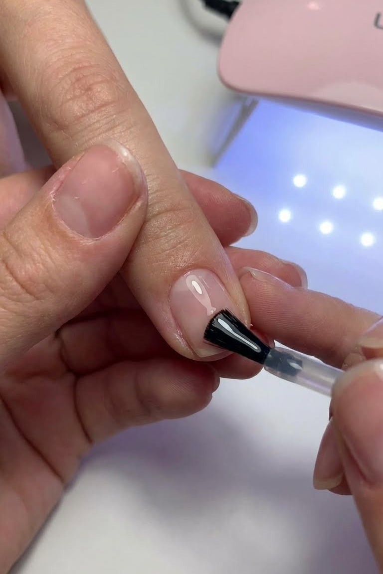 How to Achieve the Dazzling Textured 'Sugar' Nail Effect at Home (DIY Guide!) 5 How to Achieve the Dazzling Textured 'Sugar' Nail Effect at Home (DIY Guide!)